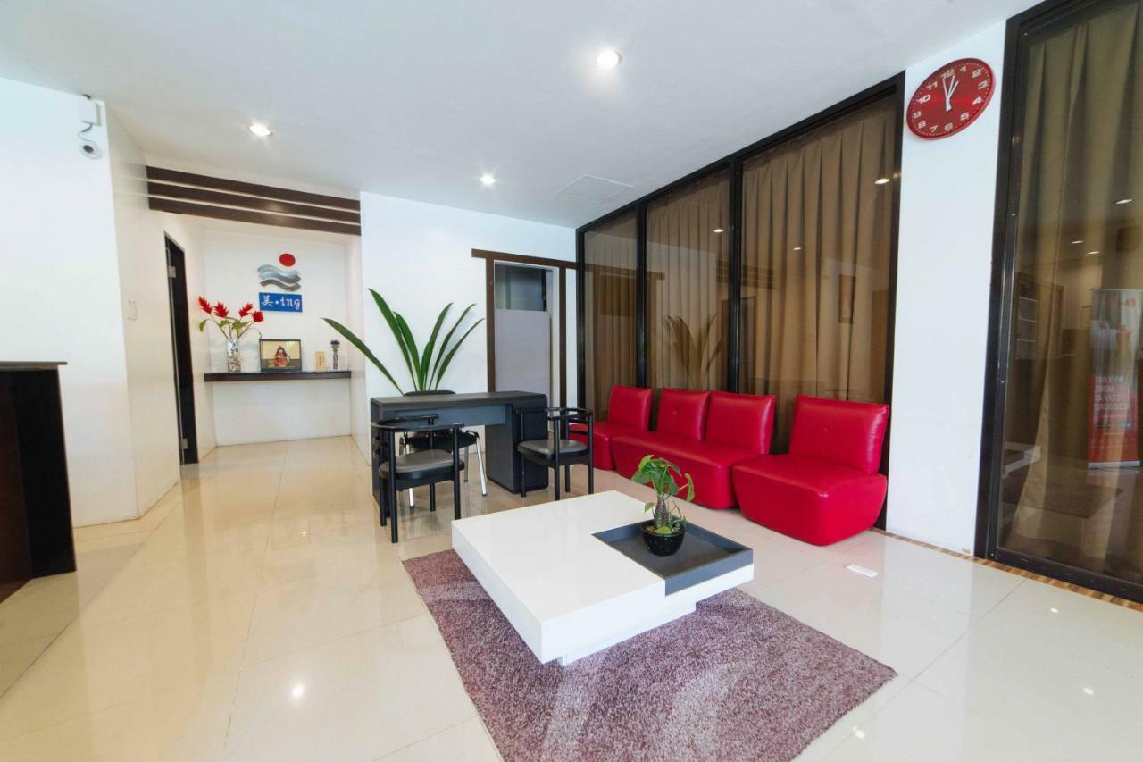 Reddoorz Premium @ Guadalupe Village Davao Exterior photo